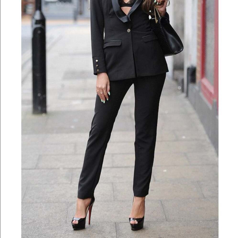 House of CB London Masson Black Pleated High Rise Trouser Dress Pants Size S